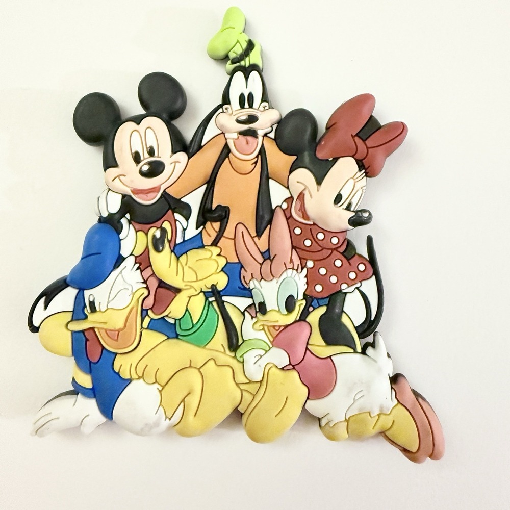 Disney 3D Figural Rubber Fridge Magnet Mickey Minnie Goofy Donald Daisy Pluto‎